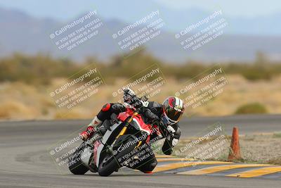 media/Jan-15-2023-SoCal Trackdays (Sun) [[c1237a034a]]/Turn 15 (1pm)/